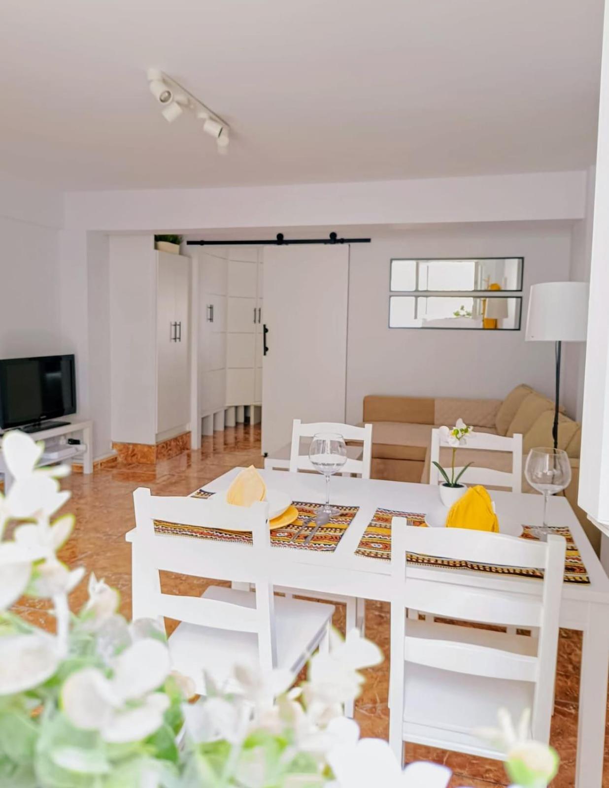 El Nido Apartment Santander Ngoại thất bức ảnh